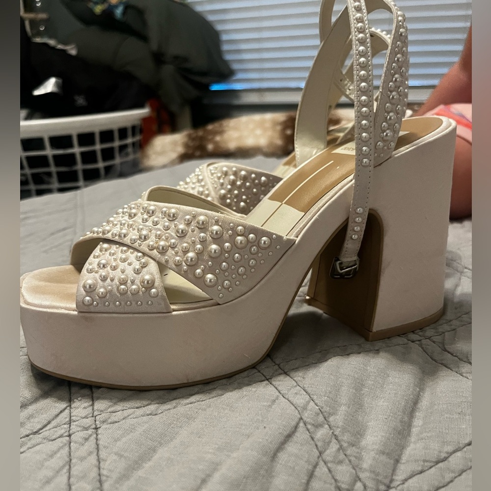 Dolce Vita white pearl heel. Gently worn.